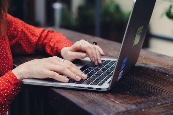 How can UK businesses improve their online reputation?