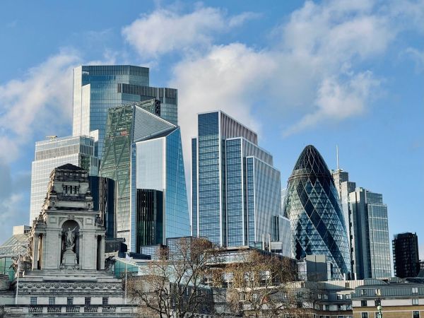 How Will Emerging Trends Impact the UK Business Landscape?