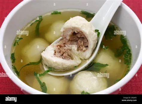  Fuzhou Fish Ball Soup: Mikä tekee tästä höyryävän herkun Fuzhounin gastronomian suosikiksi?